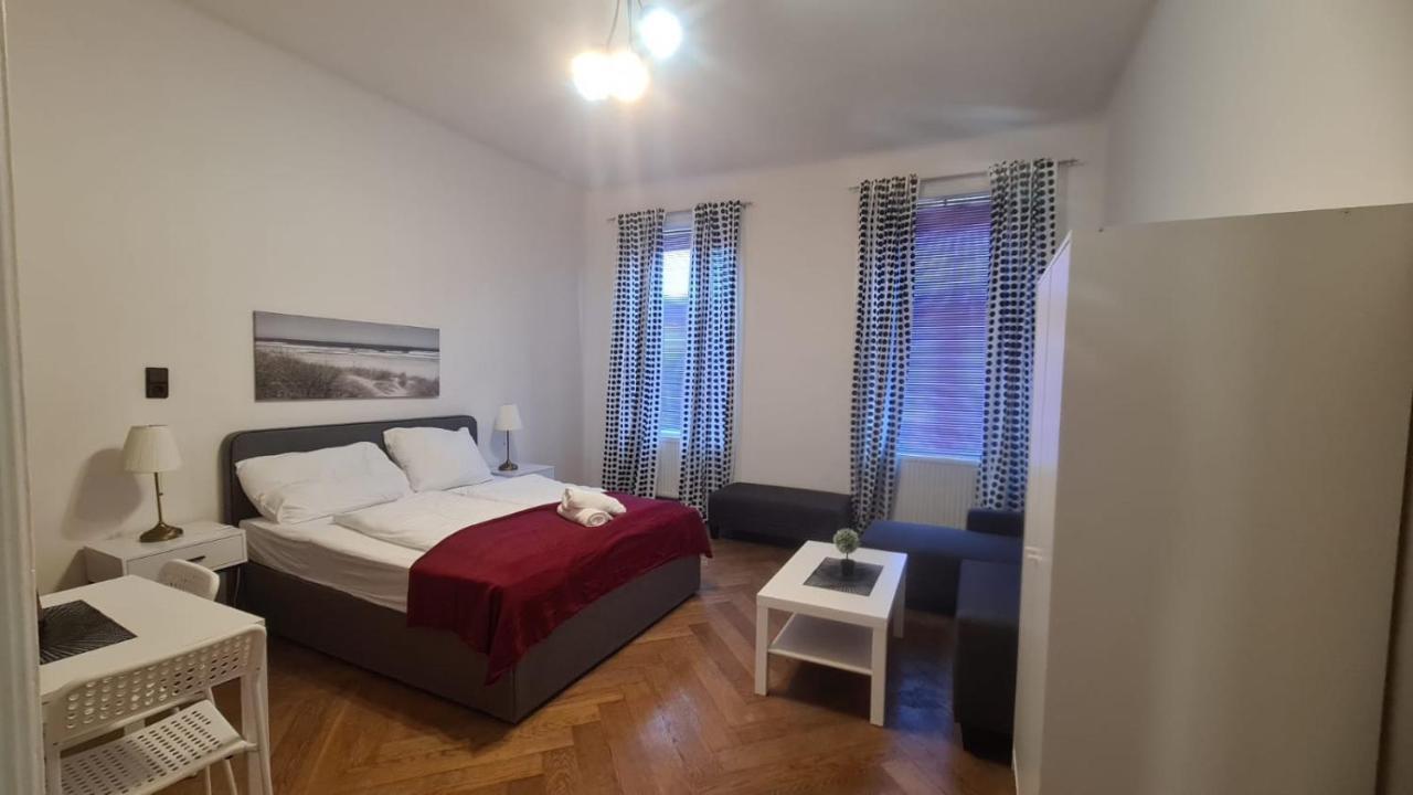 4 Great Apartment Akh - Ideal For Groups Of 19 Wien Exterior foto